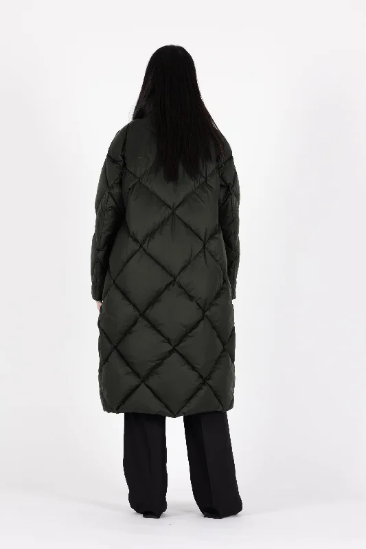 ICONIC DIAMOND QUILT DOWN COAT DEA